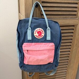 Fjällräven Kånken Blue and Pink Backpack